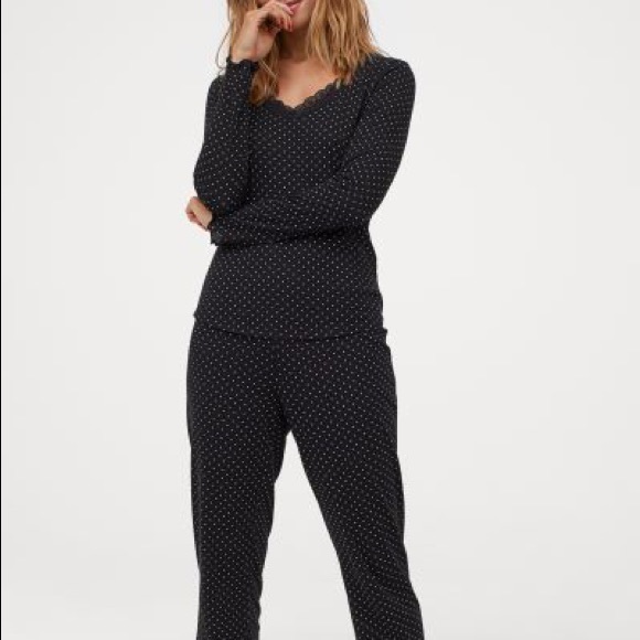 Black/ White Dotted Pajama Set - Picture 4 of 6